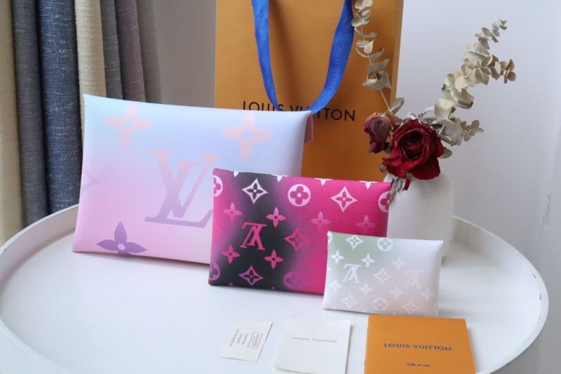 Louis Vuitton Clutch Bags